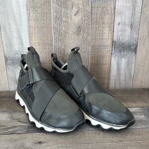Womens Sorel Kinetic Sneak Alpine Tundra Gray Slip On Athletic Sneakers Size 9 M